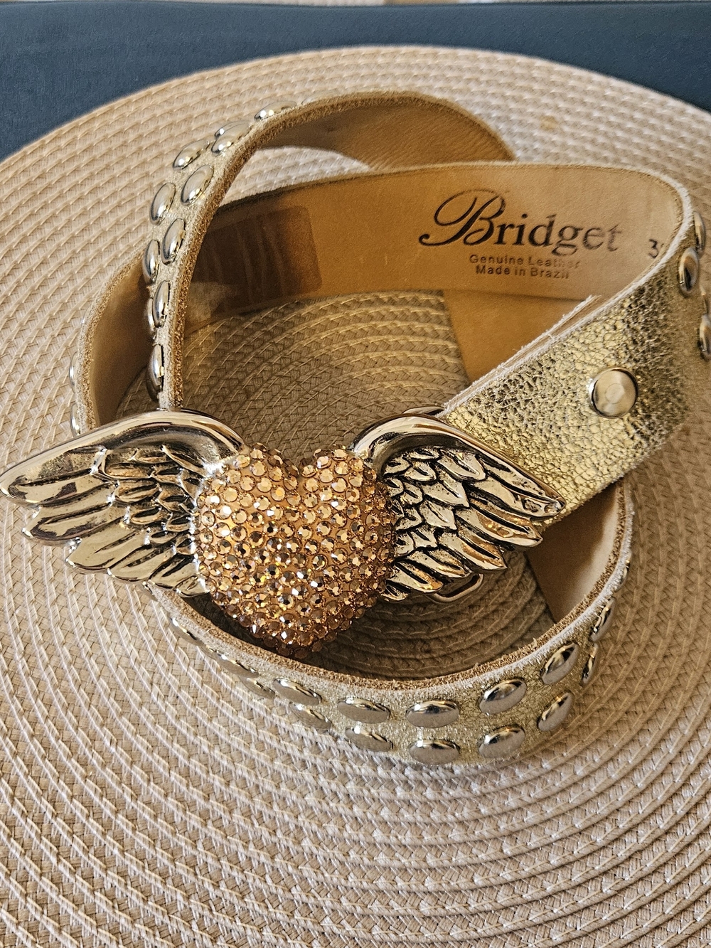 Bridget Metallic Gold Leather Belt Studded Winged Rhinestone Heart Buckle Sz 32